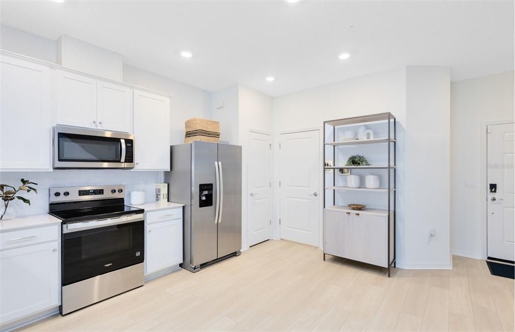 Activo con contrato: $265,090 (3 camas, 2 baños, 1699 Pies cuadrados)