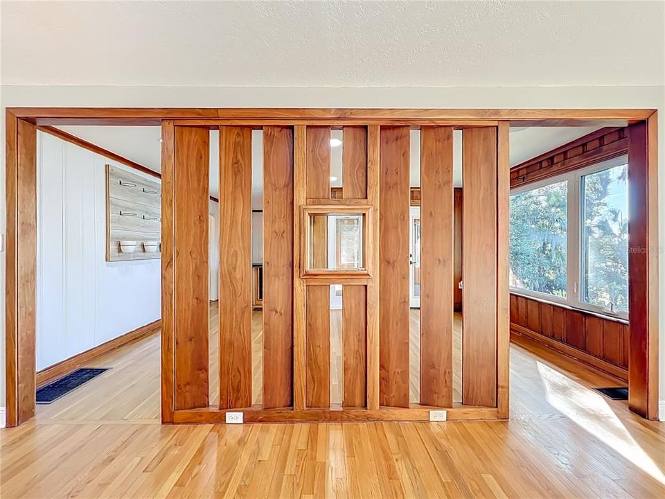 На продажу: $725,000 (3 спален, 3 ванн, 1639 Квадратных фут)