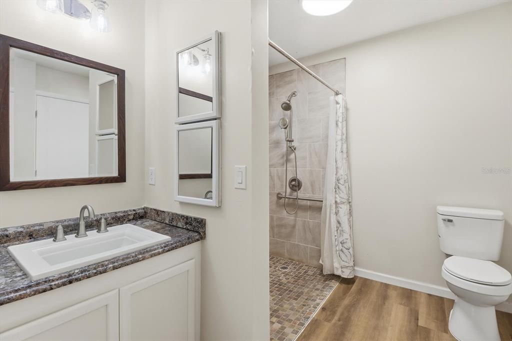For Sale: $279,000 (3 beds, 2 baths, 1656 Square Feet)