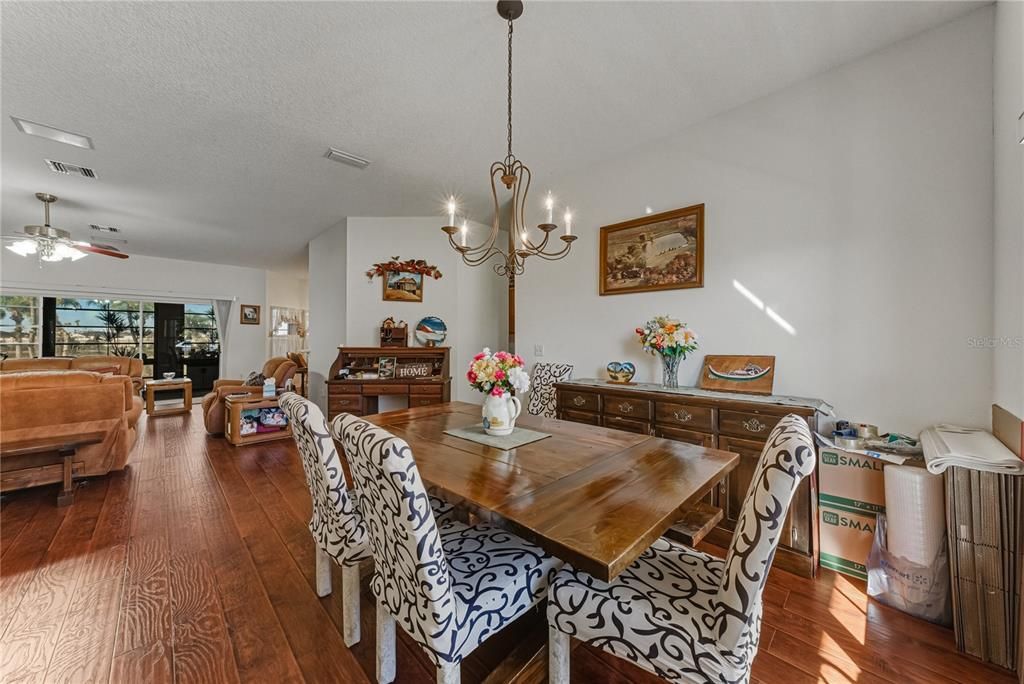 For Sale: $375,000 (3 beds, 2 baths, 2265 Square Feet)