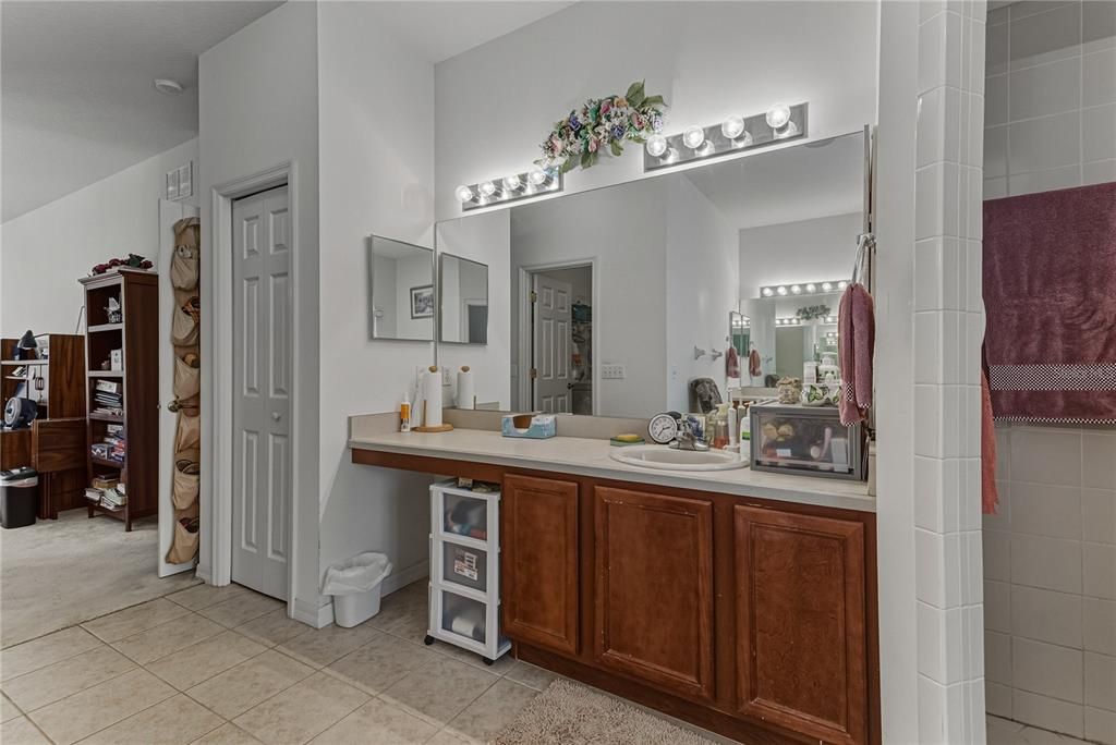 For Sale: $375,000 (3 beds, 2 baths, 2265 Square Feet)