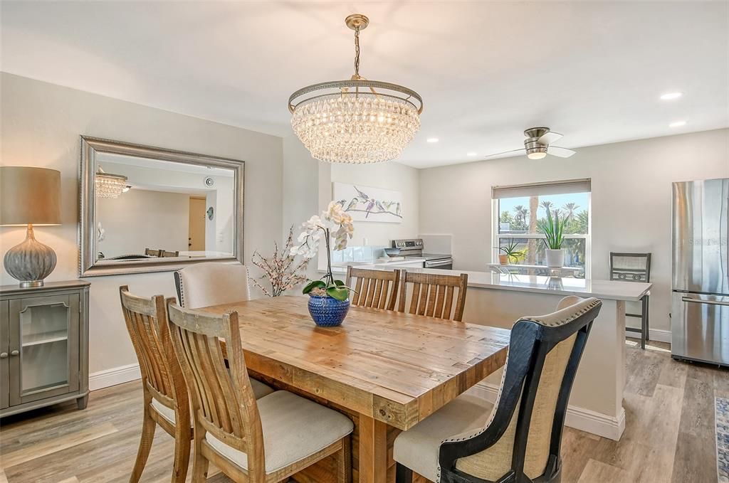 Activo con contrato: $649,900 (2 camas, 2 baños, 1523 Pies cuadrados)