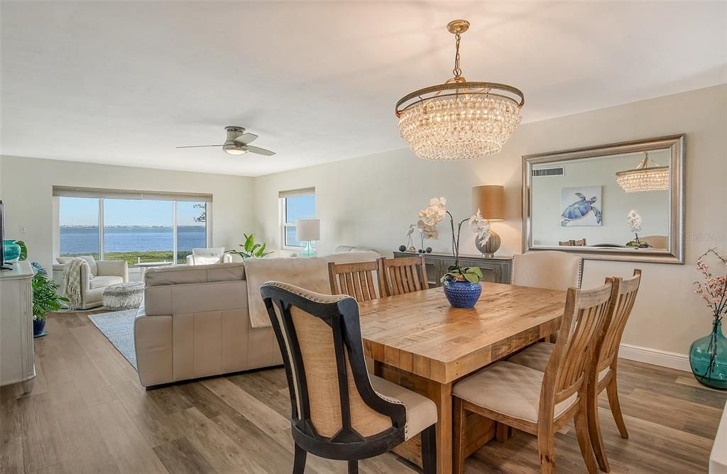 Activo con contrato: $649,900 (2 camas, 2 baños, 1523 Pies cuadrados)