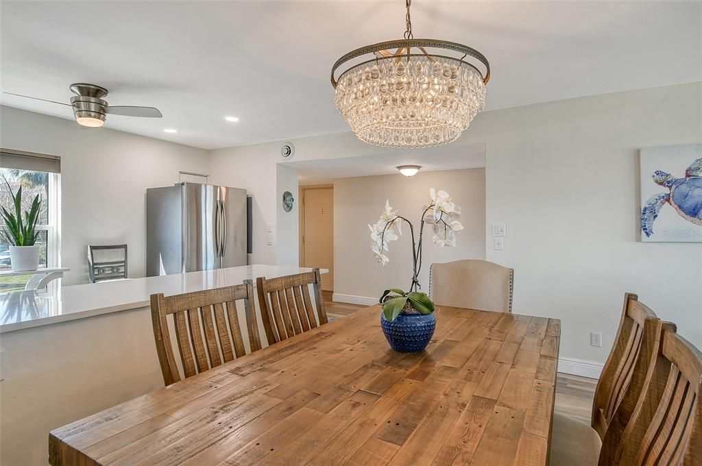 Activo con contrato: $649,900 (2 camas, 2 baños, 1523 Pies cuadrados)