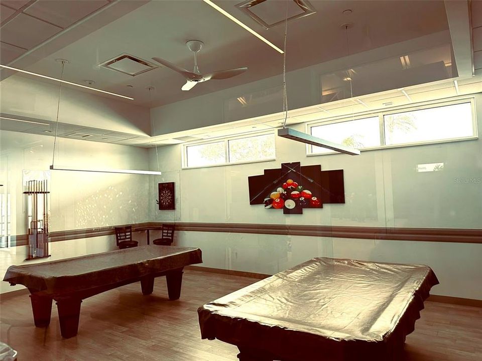 Activo con contrato: $116,000 (2 camas, 2 baños, 1008 Pies cuadrados)