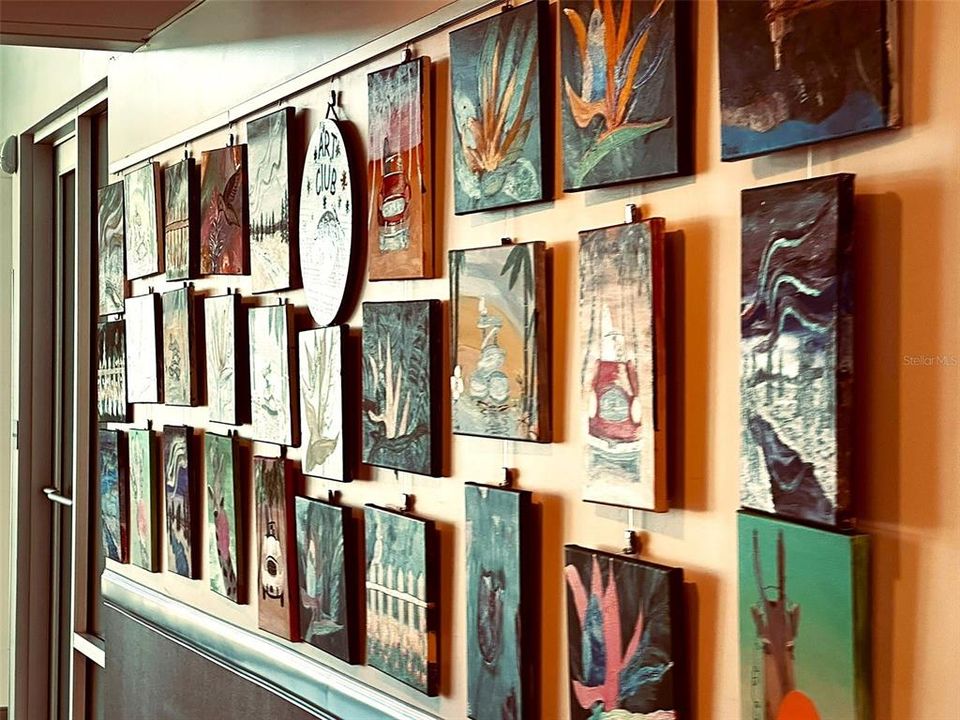 Activo con contrato: $116,000 (2 camas, 2 baños, 1008 Pies cuadrados)