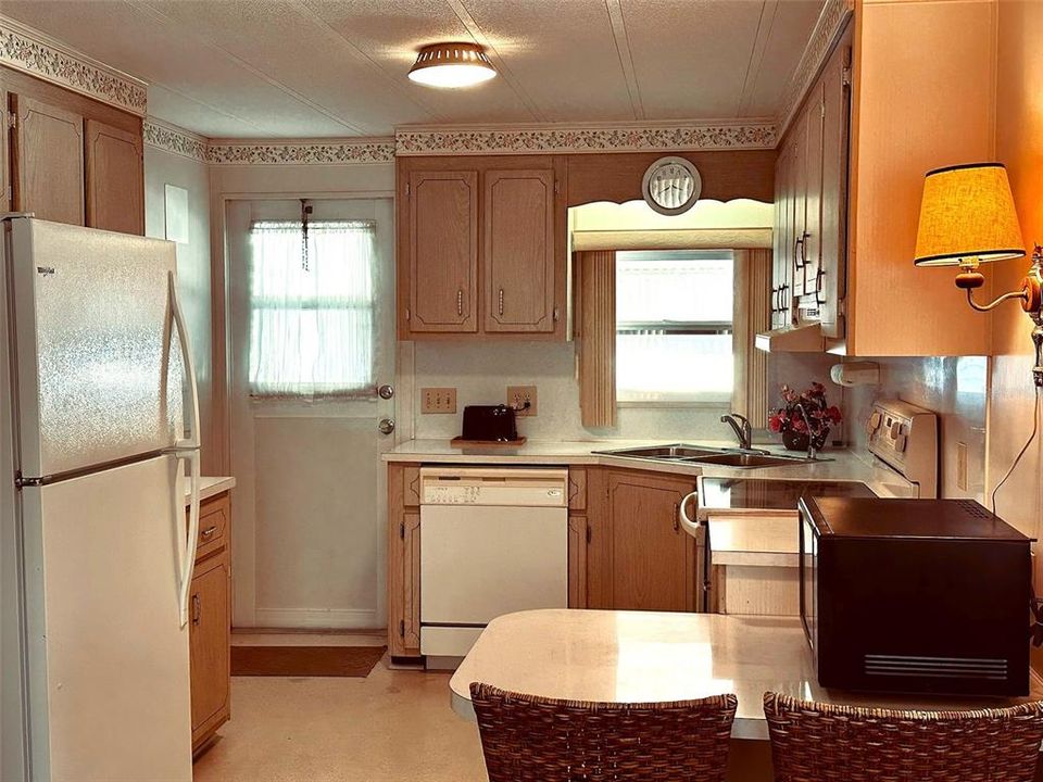 Activo con contrato: $116,000 (2 camas, 2 baños, 1008 Pies cuadrados)