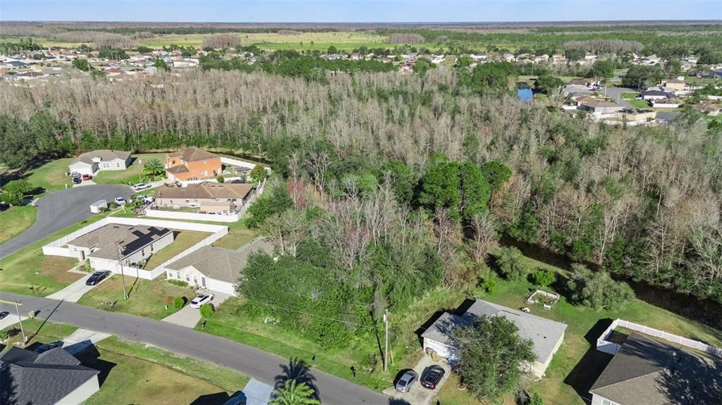 Под контрактом: $54,000 (0.18 acres)