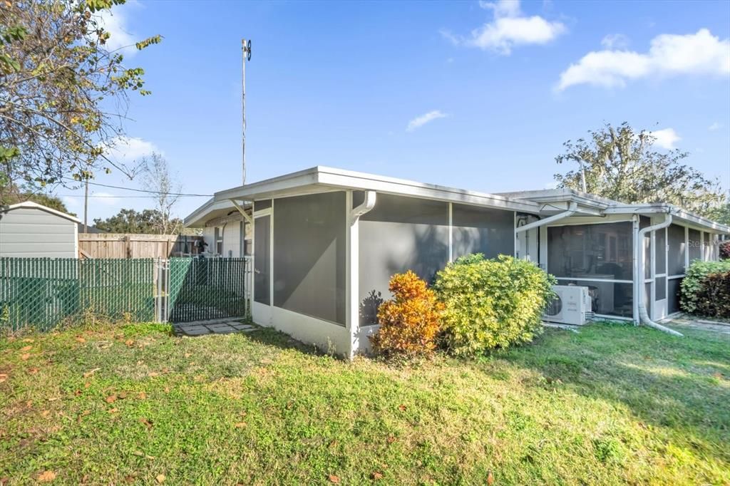 For Sale: $379,000 (2 beds, 2 baths, 1103 Square Feet)