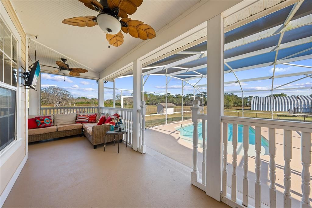 For Sale: $844,900 (4 beds, 2 baths, 2273 Square Feet)