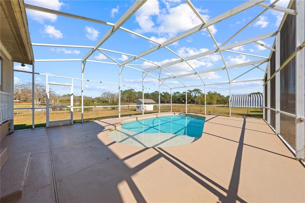 For Sale: $844,900 (4 beds, 2 baths, 2273 Square Feet)