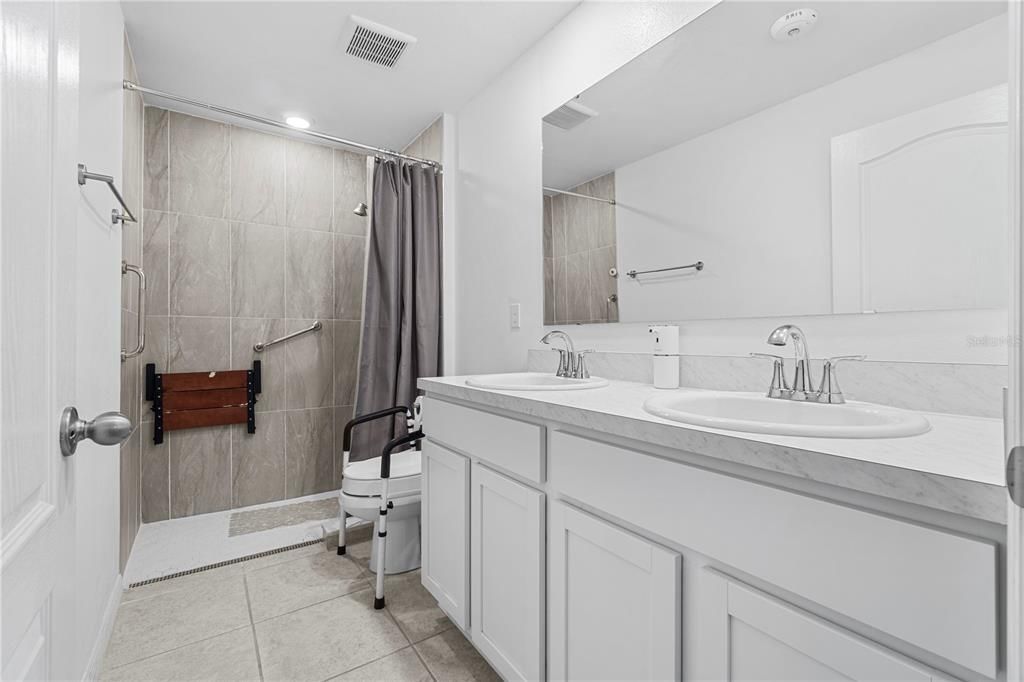 For Sale: $450,000 (0 beds, 0 baths, 2057 Square Feet)