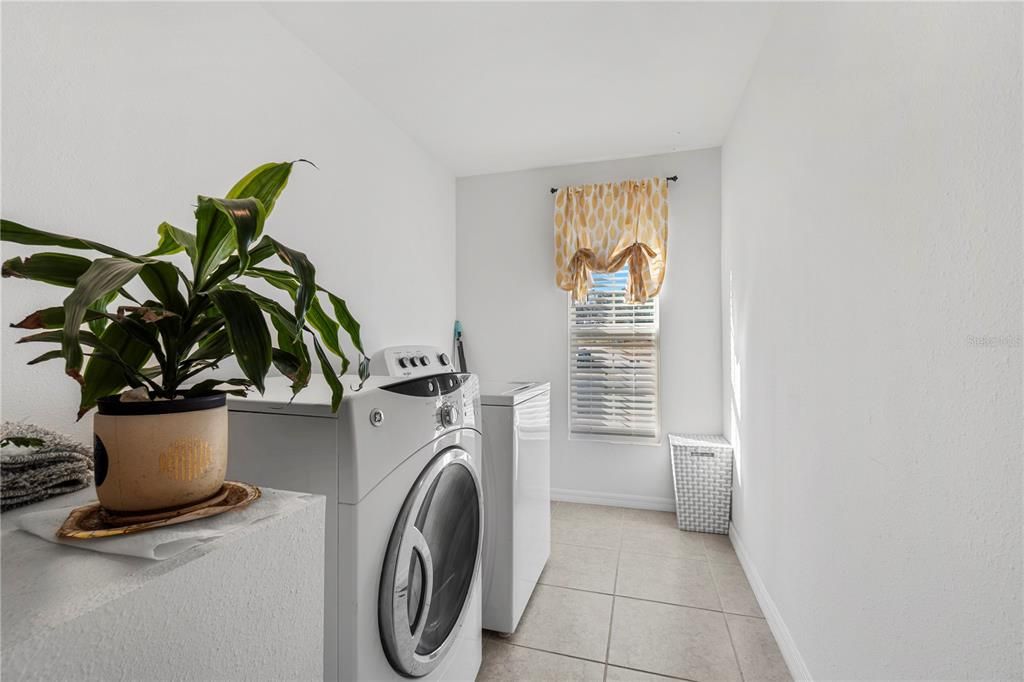 For Sale: $450,000 (0 beds, 0 baths, 2057 Square Feet)
