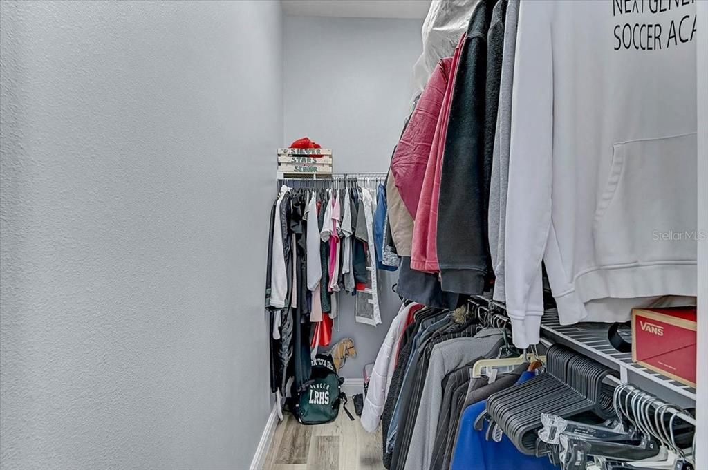En Venta: $899,999 (3 camas, 3 baños, 2784 Pies cuadrados)