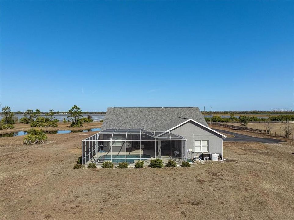 En Venta: $899,999 (3 camas, 3 baños, 2784 Pies cuadrados)