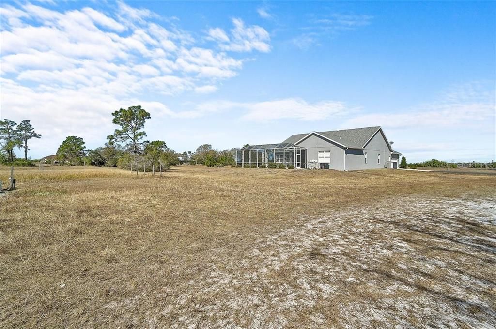 En Venta: $899,999 (3 camas, 3 baños, 2784 Pies cuadrados)