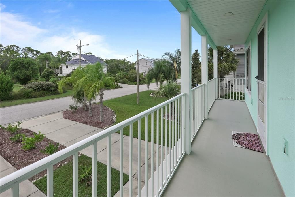 For Sale: $585,000 (3 beds, 2 baths, 1976 Square Feet)