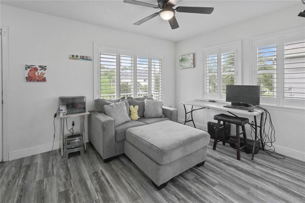 For Sale: $585,000 (3 beds, 2 baths, 1976 Square Feet)