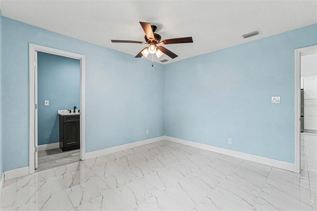 Active With Contract: $289,000 (4 beds, 2 baths, 1248 Square Feet)