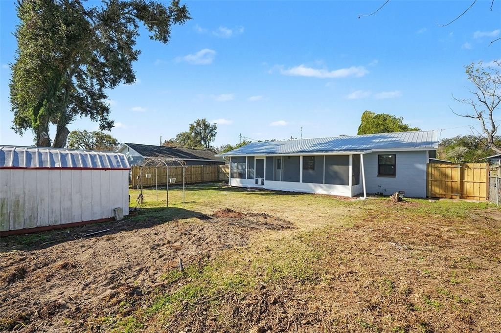 Active With Contract: $289,000 (4 beds, 2 baths, 1248 Square Feet)