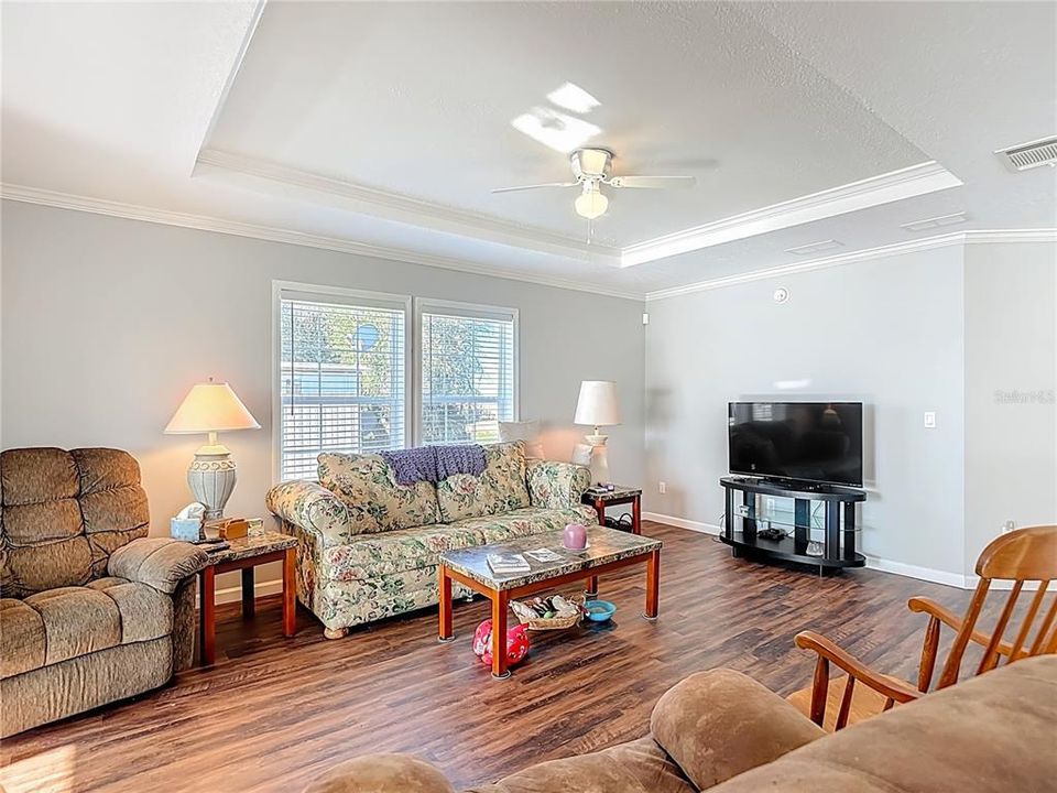 En Venta: $274,900 (2 camas, 2 baños, 1620 Pies cuadrados)