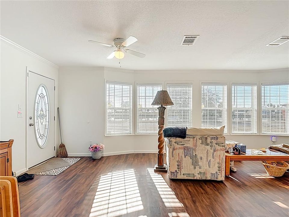 En Venta: $274,900 (2 camas, 2 baños, 1620 Pies cuadrados)