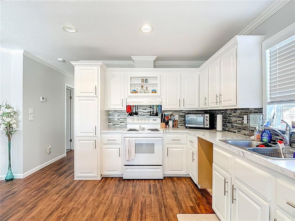 En Venta: $274,900 (2 camas, 2 baños, 1620 Pies cuadrados)