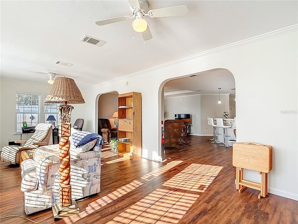 En Venta: $274,900 (2 camas, 2 baños, 1620 Pies cuadrados)