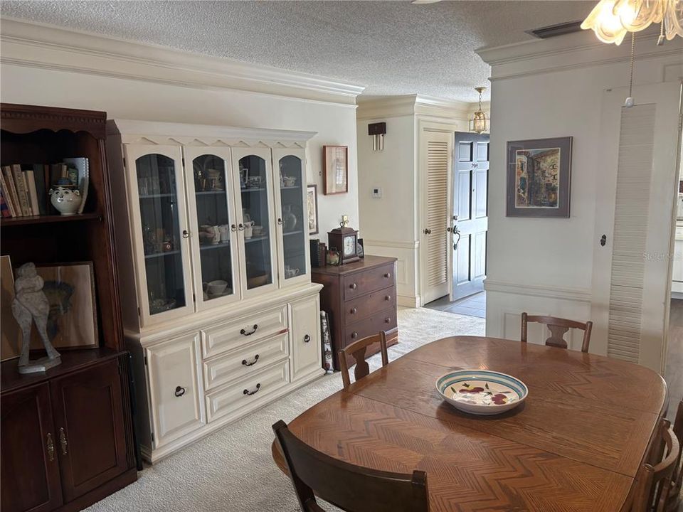 En Venta: $235,000 (2 camas, 2 baños, 1133 Pies cuadrados)