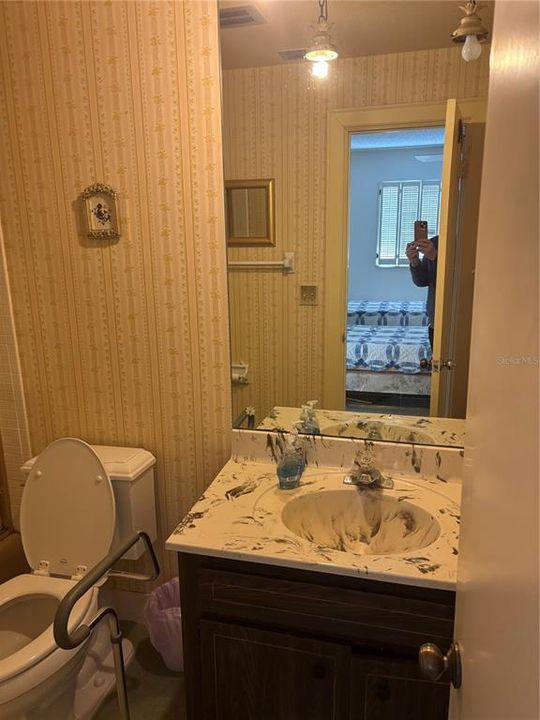 En Venta: $235,000 (2 camas, 2 baños, 1133 Pies cuadrados)