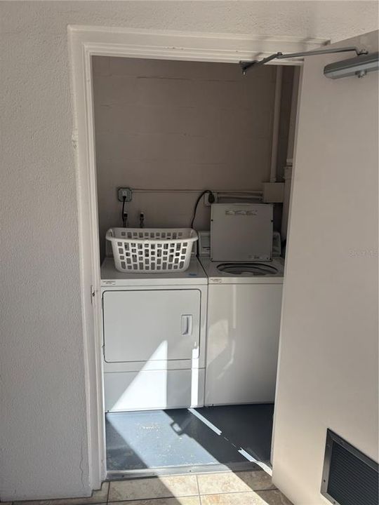 En Venta: $235,000 (2 camas, 2 baños, 1133 Pies cuadrados)