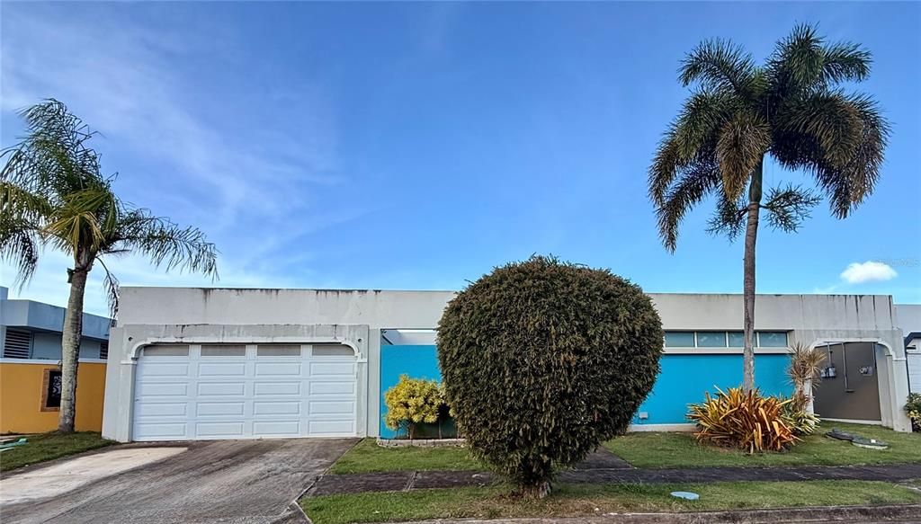 En Venta: $415,000 (4 camas, 2 baños, 1650 Pies cuadrados)
