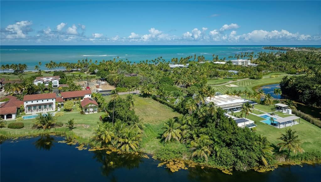 For Sale: $3,900,000 (1.01 acres)