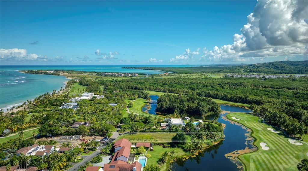 For Sale: $3,900,000 (1.01 acres)