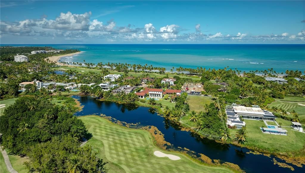 For Sale: $3,900,000 (1.01 acres)
