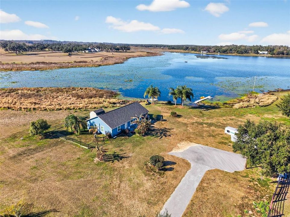 На продажу: $2,895,000 (4 спален, 4 ванн, 3530 Квадратных фут)