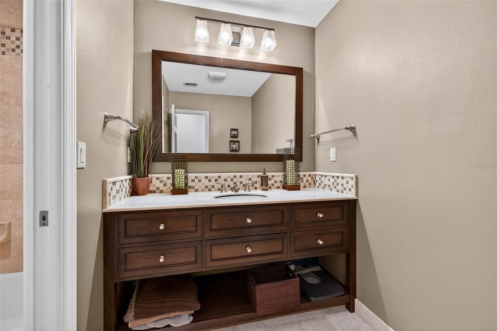 На продажу: $2,895,000 (4 спален, 4 ванн, 3530 Квадратных фут)