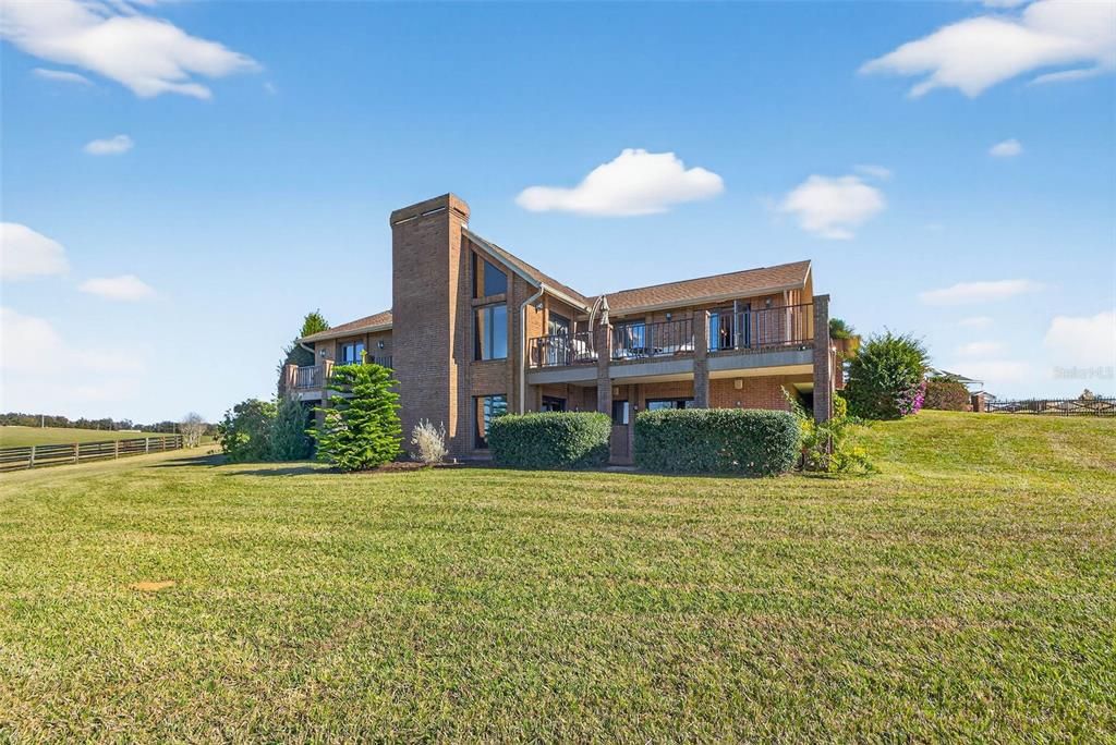 На продажу: $2,895,000 (4 спален, 4 ванн, 3530 Квадратных фут)