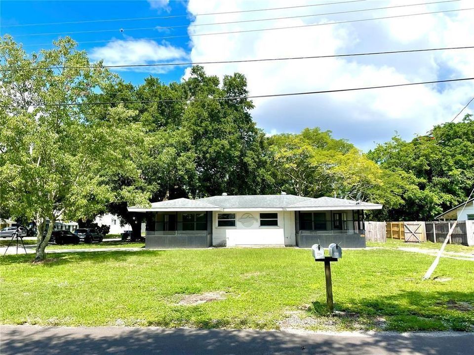 Vendido Recientemente: $285,000 (4 camas, 2 baños, 2666 Pies cuadrados)
