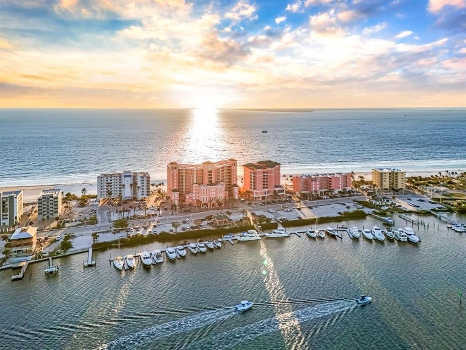 На продажу: $360,000 (1 спален, 1 ванн, 720 Квадратных фут)