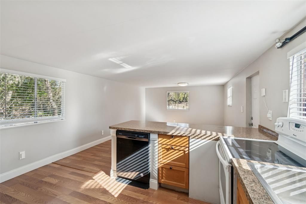 En Venta: $150,000 (2 camas, 1 baños, 728 Pies cuadrados)