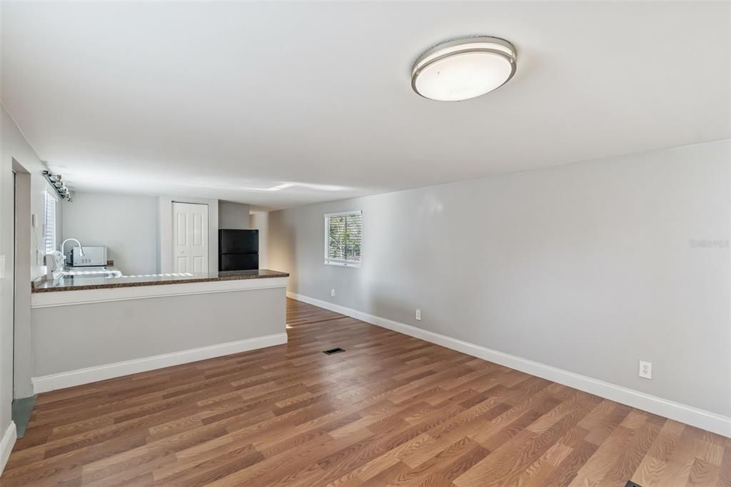 En Venta: $150,000 (2 camas, 1 baños, 728 Pies cuadrados)