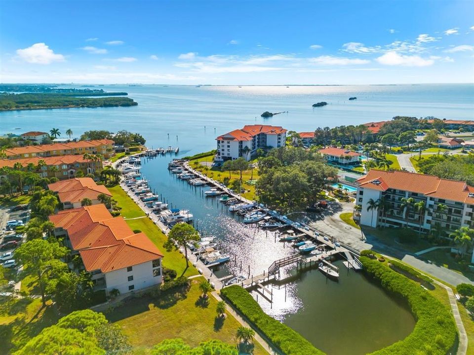 待售: $199,000 (0.28 acres)