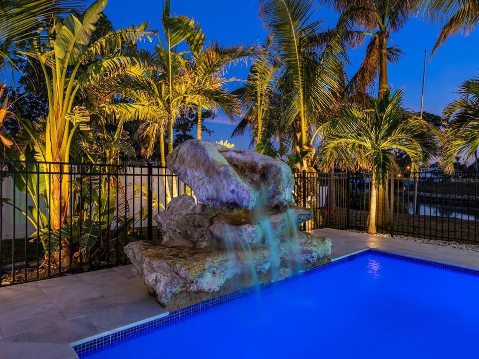 En Venta: $1,650,000 (5 camas, 3 baños, 4166 Pies cuadrados)