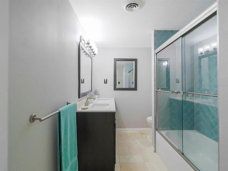 En Venta: $1,650,000 (5 camas, 3 baños, 4166 Pies cuadrados)