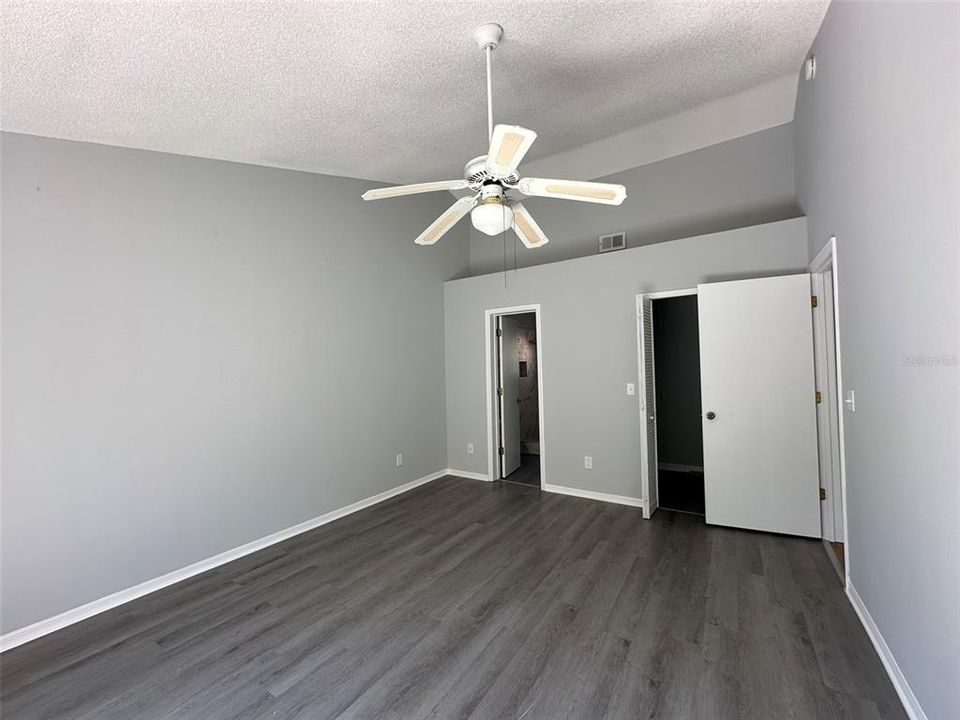 For Rent: $1,500 (3 beds, 2 baths, 1350 Square Feet)