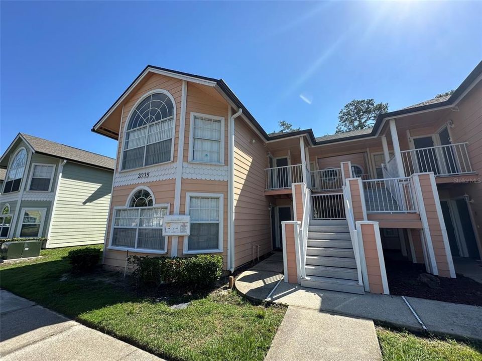 For Rent: $1,500 (3 beds, 2 baths, 1350 Square Feet)