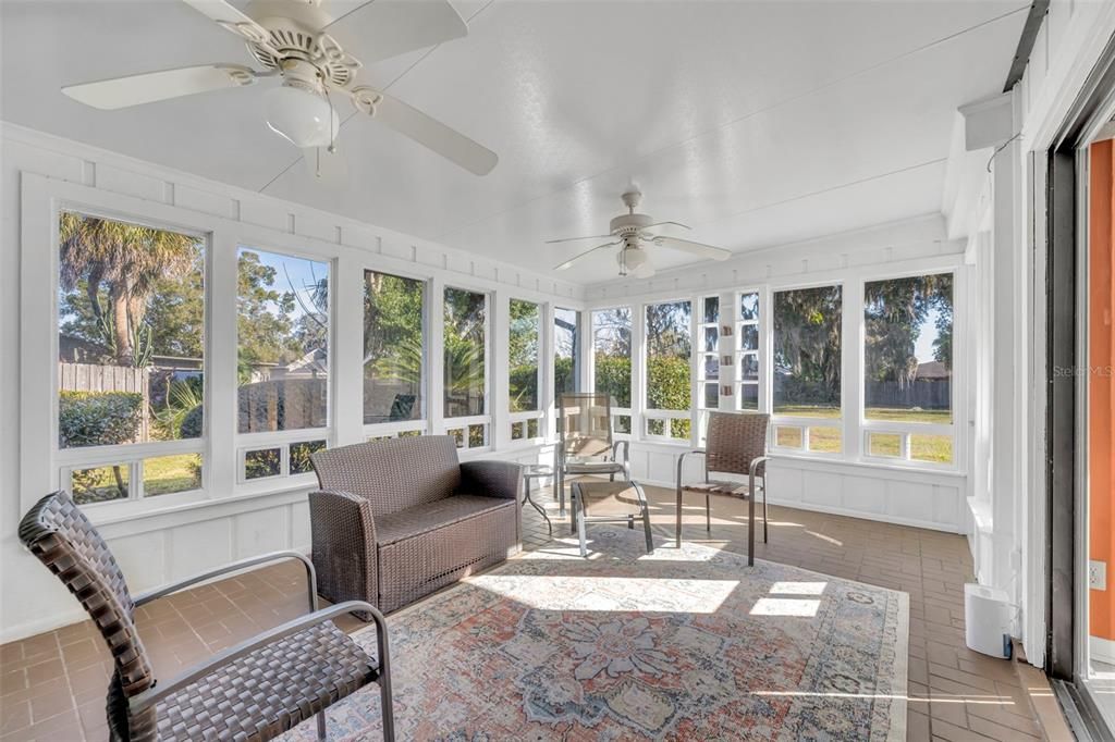 For Sale: $329,000 (4 beds, 3 baths, 2029 Square Feet)