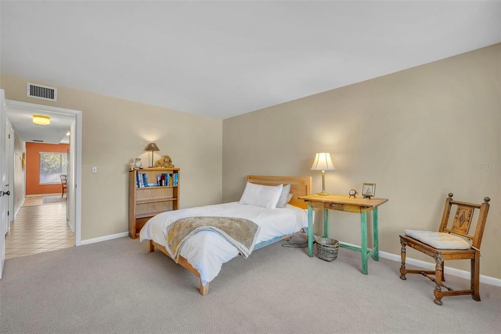 For Sale: $329,000 (4 beds, 3 baths, 2029 Square Feet)