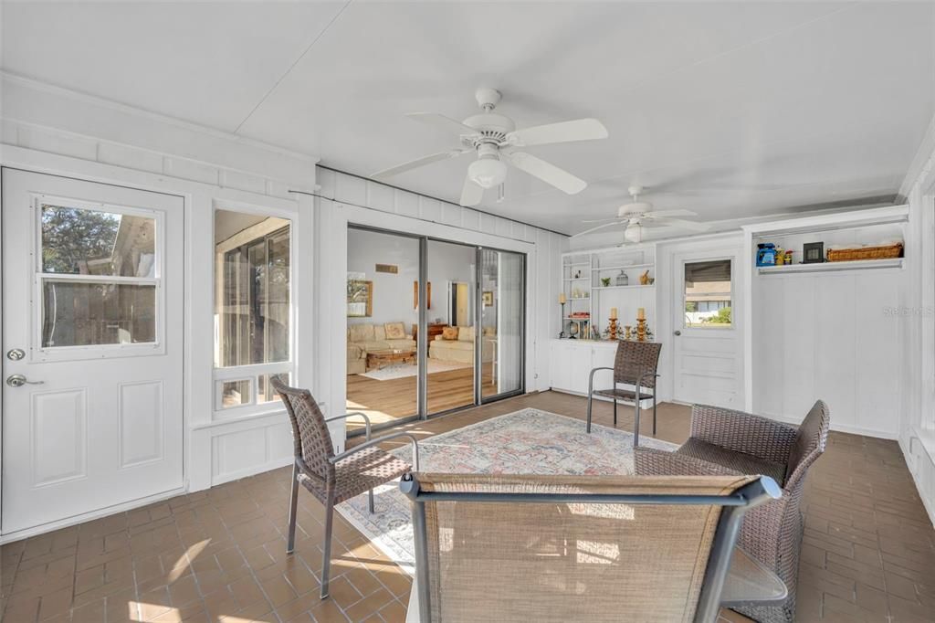 For Sale: $329,000 (4 beds, 3 baths, 2029 Square Feet)